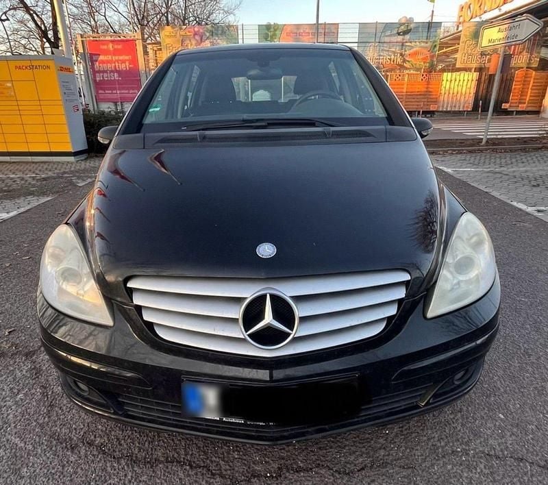 Gebraucht Mercedes B150 95 PS (69 kW) 2008 Schwarz Van / Kleinbus