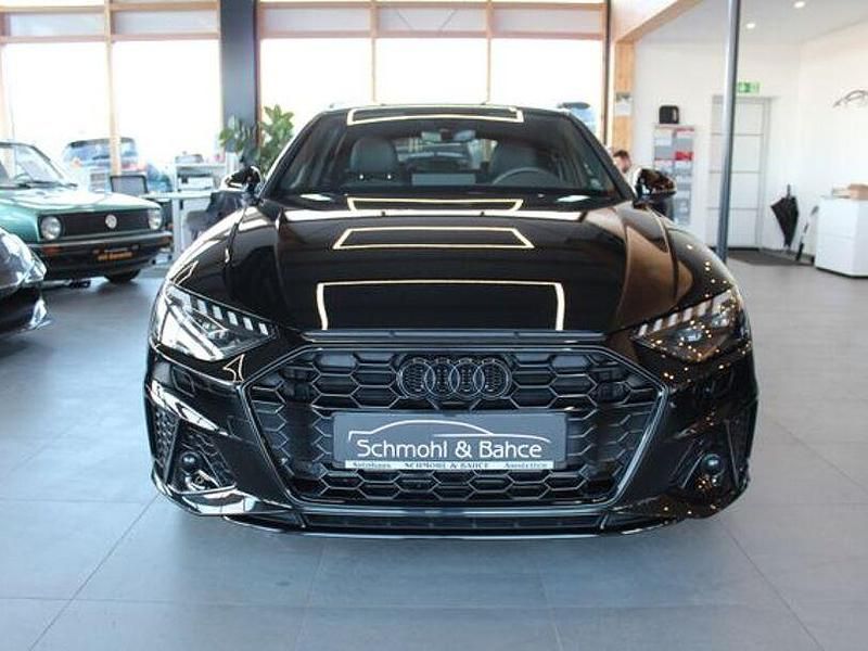 Gebraucht Audi A4 S-Line 204 PS (150 kW) 2023 Schwarz Kombi