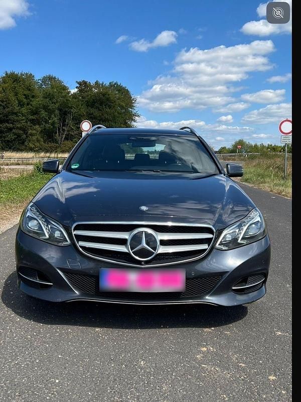 Gebraucht Mercedes E350 Avantgarde 252 PS (185 kW) 2014 Grau Kombi