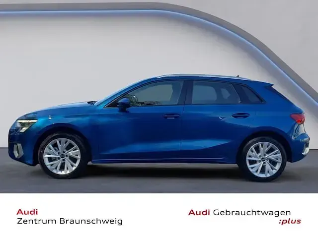 Gebraucht Audi A3 Advanced Plus 150 PS (110 kW) 2022 Atollblau metallic Limousine