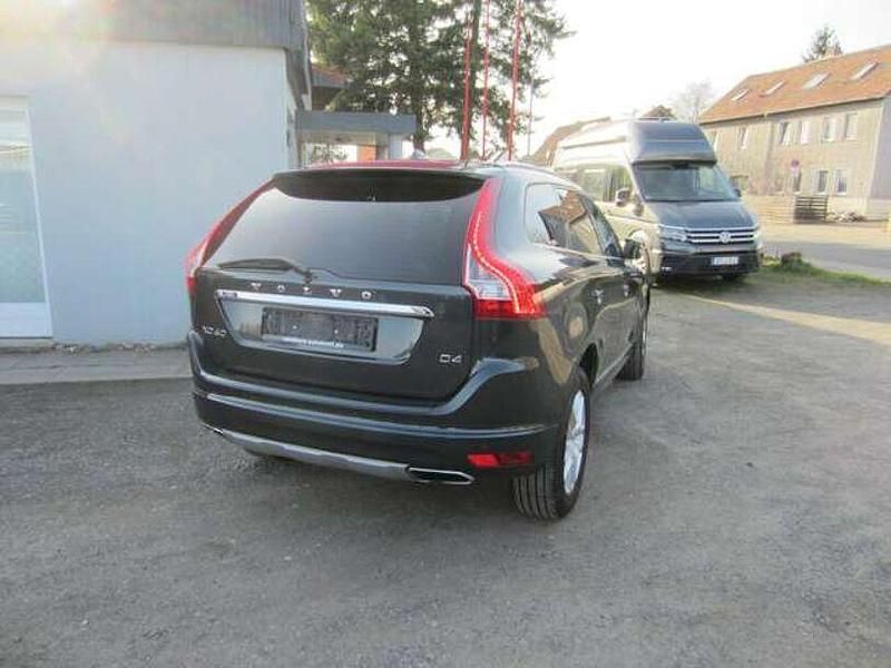 Gebraucht Volvo XC60 Summum 190 PS (139 kW) 2016 Savile grey / metallic SUV