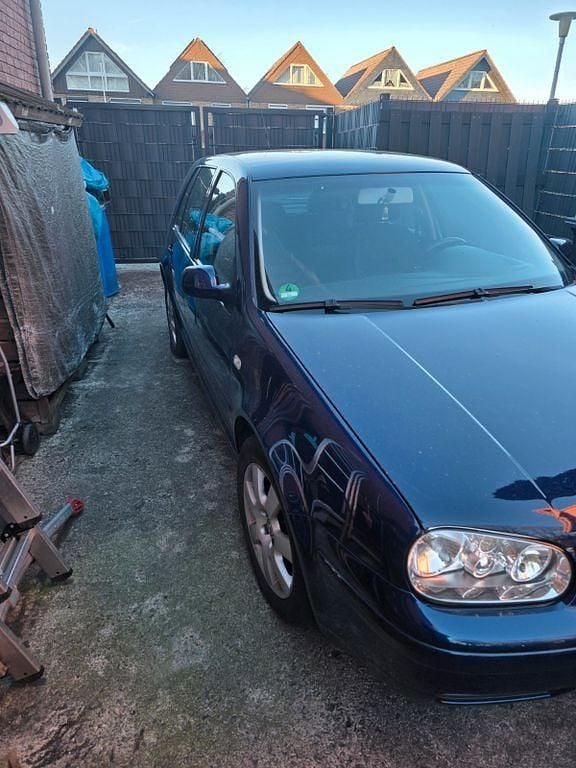 Gebraucht VW Golf IV Pacific 75 PS (55 kW) 2003 Blau Limousine