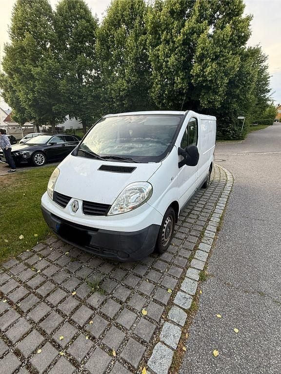 Gebraucht Renault Trafic 90 PS (66 kW) 2007 Weiß Van / Kleinbus