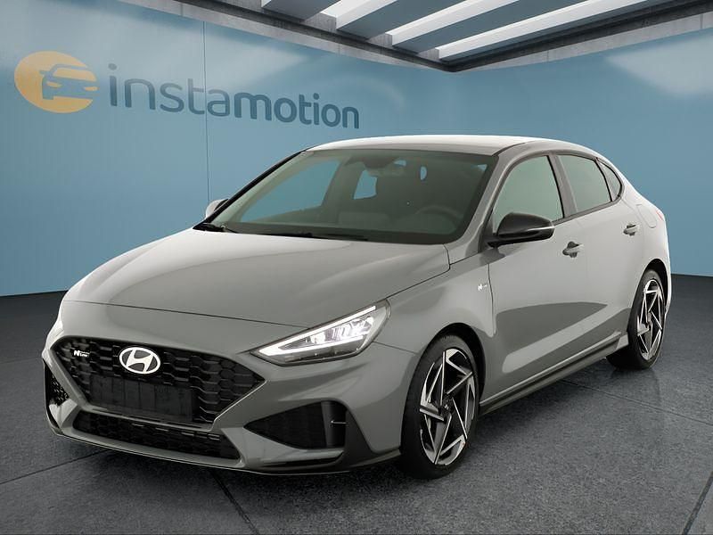 Neu Hyundai i30 140 PS (102 kW) 2025 Grau Kleinwagen