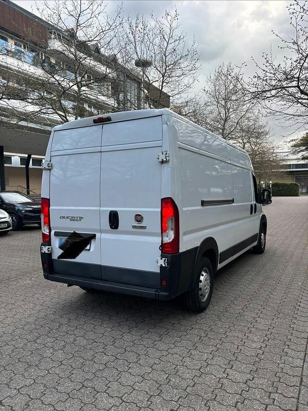 Gebraucht Fiat Ducato 150 PS (110 kW) 2015 Weiß Van