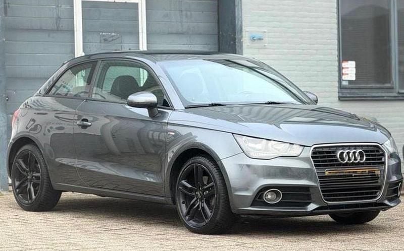 Gebraucht Audi A1 S-Line 122 PS (89 kW) 2011 Grau Kleinwagen