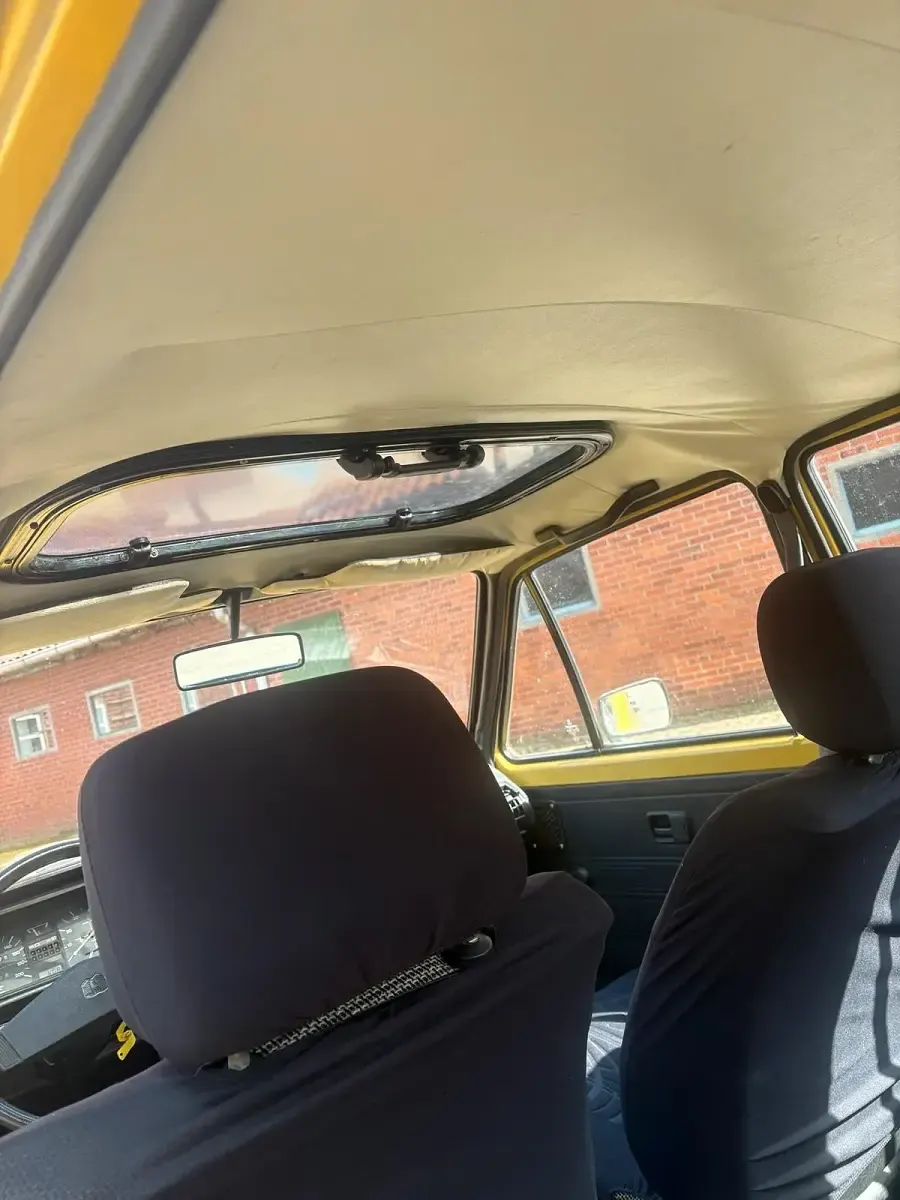 Gebraucht VW Golf I 50 PS (36 kW) 1982 Gelb Kleinwagen