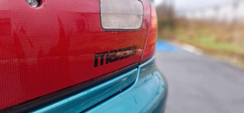 Gebraucht Mazda 323F Comfort 88 PS (64 kW) 1997 Grün Limousine