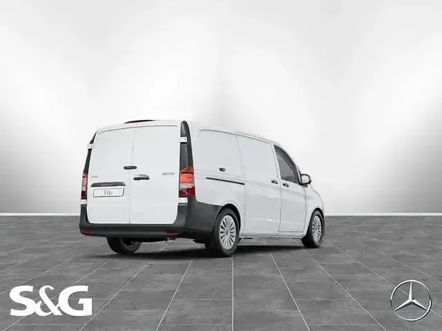 Gebraucht Mercedes Vito 163 PS (119 kW) 2025 Weiß Van