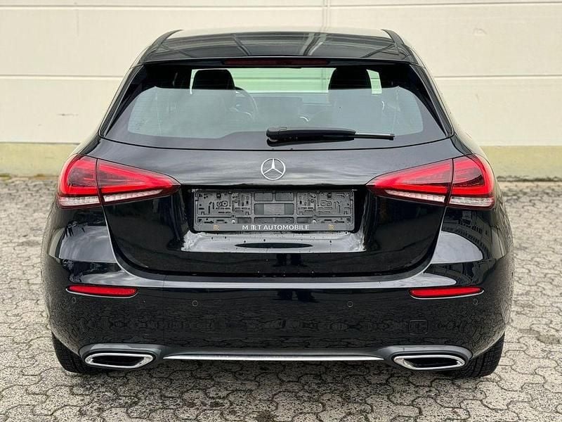 Gebraucht Mercedes A200 163 PS (119 kW) 2018 Schwarz Limousine