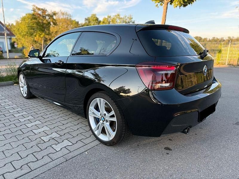 Gebraucht BMW M135 Performance 320 PS (235 kW) 2014 Schwarz Kleinwagen