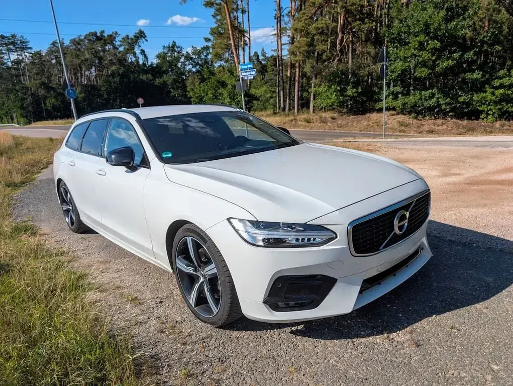 Gebraucht Volvo V90 R-Design 190 PS (139 kW) 2019 Weiß Kombi