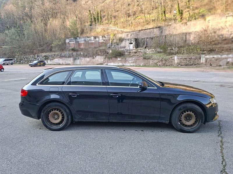 Gebraucht Audi A4 140 PS (102 kW) 2010 Kombi