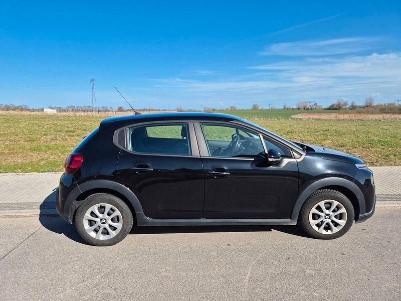 Second-hand Citroën C3 PureTech 110 CP (80 kW) 2017 Negru Berlinǎ