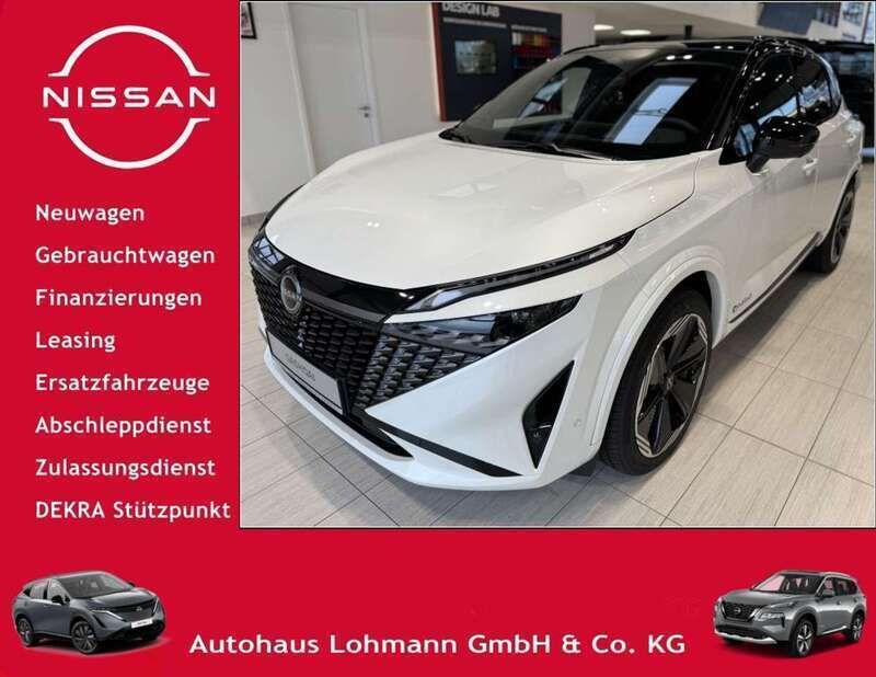 Pearl white perleffekt/ black Gebraucht 2025 Nissan Qashqai Comfort SUV | 40.550 € (Teuer) - Bild 1/4