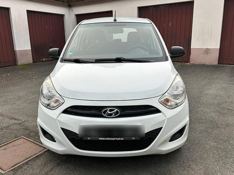 Weiß Gebraucht 2013 Hyundai i10 Kleinwagen | 2.790 € (Guter Preis) - Bild 1/4