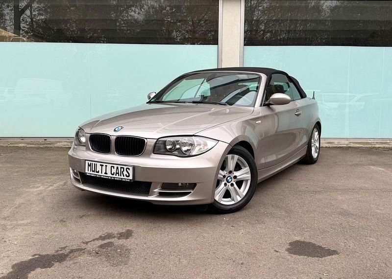 Silber Gebraucht 2009 BMW 120 Cabriolet Sport Line Cabrio | 7.990 € (Fairer Preis) - Bild 1/4