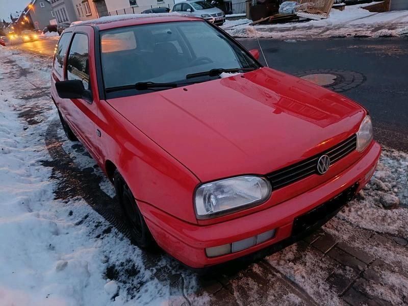 Gebraucht VW Golf III 60 PS (44 kW) 1997 Rot Kleinwagen