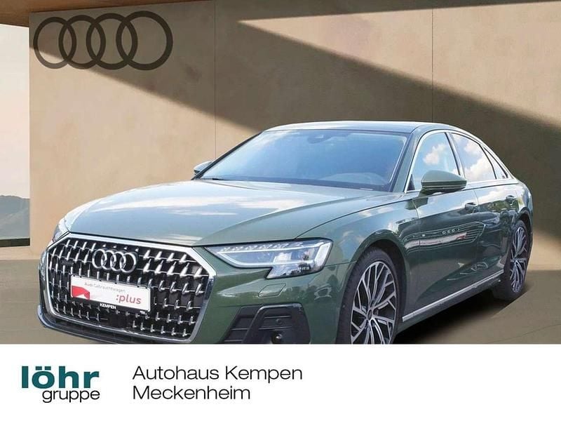 Distriktgrün metallic Gebraucht 2023 Audi A8 Ambiente Limousine | 62.880 € (Superpreis) - Bild 1/4