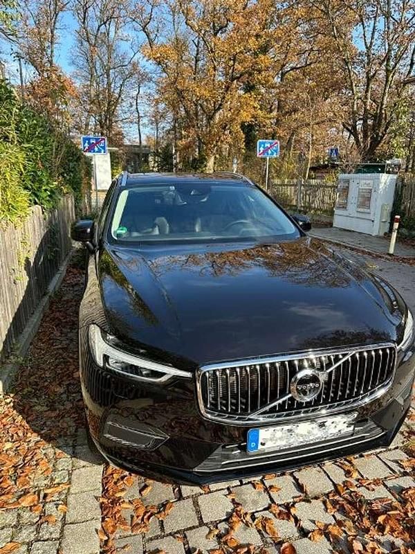 Schwarz Gebraucht 2019 Volvo XC60 Inscription SUV | 29.250 € (Superpreis) - Bild 1/4
