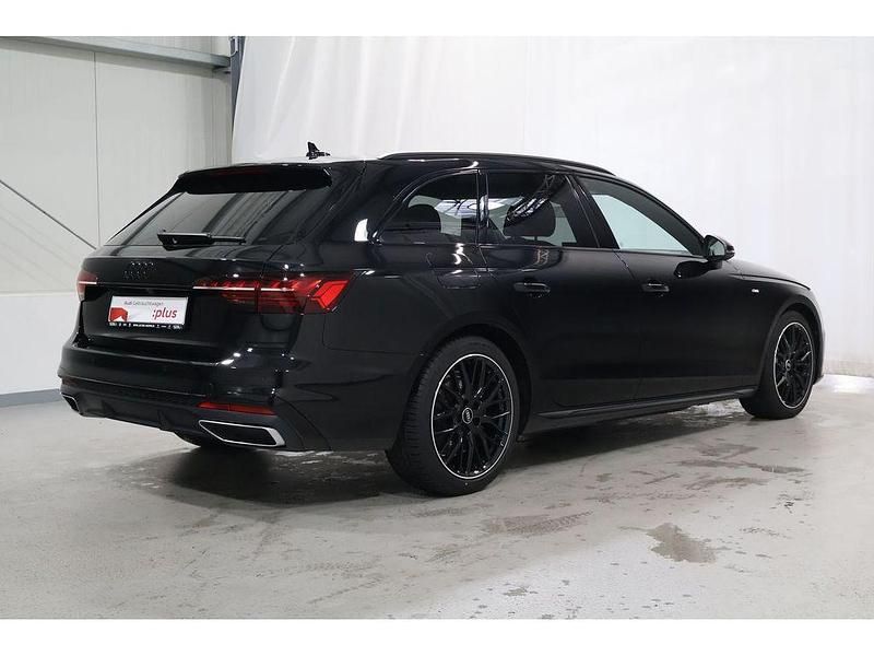 Gebraucht Audi A4 S-Line 204 PS (150 kW) 2025 Schwarz Kombi