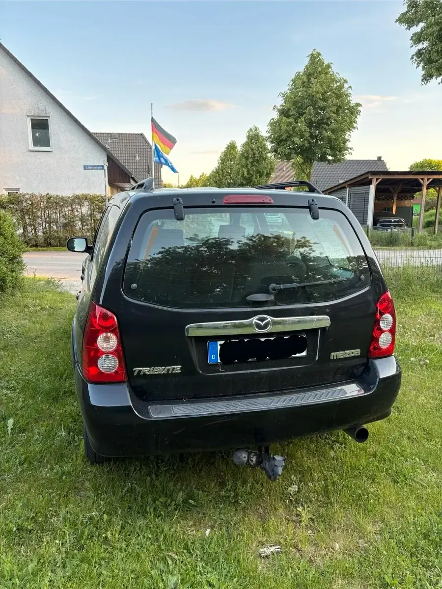 Gebraucht Mazda Tribute 150 PS (110 kW) 2004 Schwarz SUV
