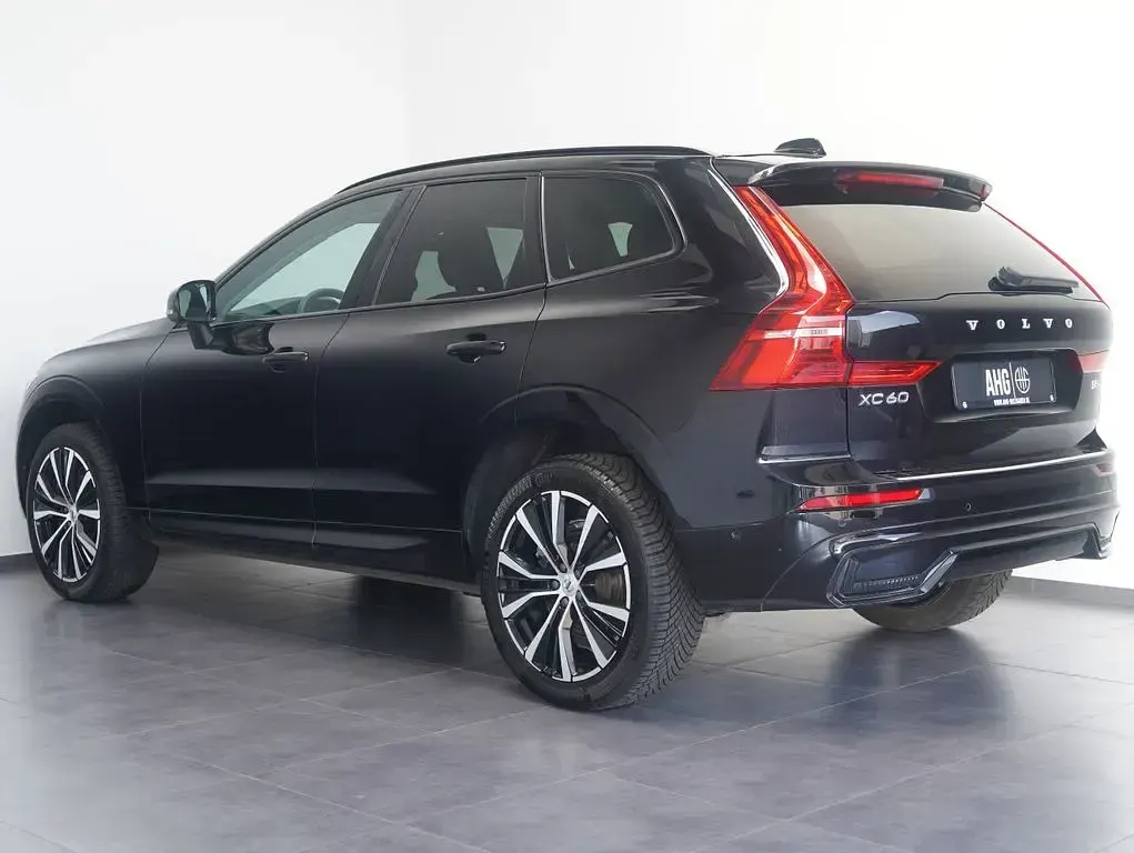 Gebraucht Volvo XC60 Ultimate 250 PS (183 kW) 2022 Schwarz SUV