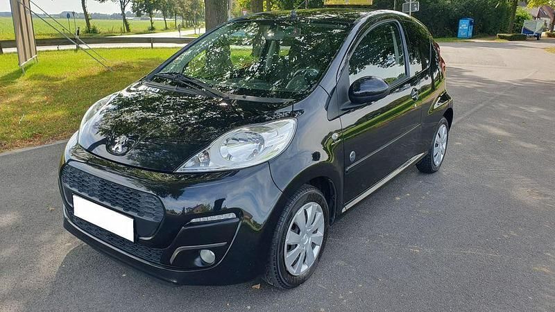 Schwarz Gebraucht 2012 Peugeot 107 Envy Kleinwagen | 3.700 € (Fairer Preis) - Bild 1/4