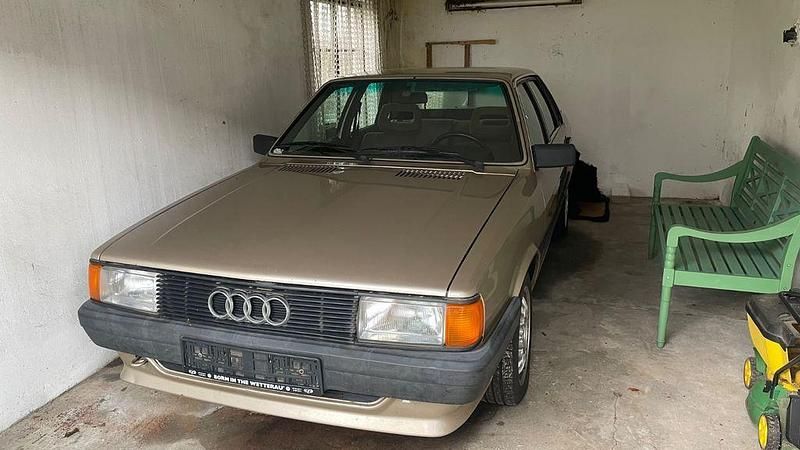 Gebraucht Audi 80 90 PS (66 kW) 1986 Gold Limousine