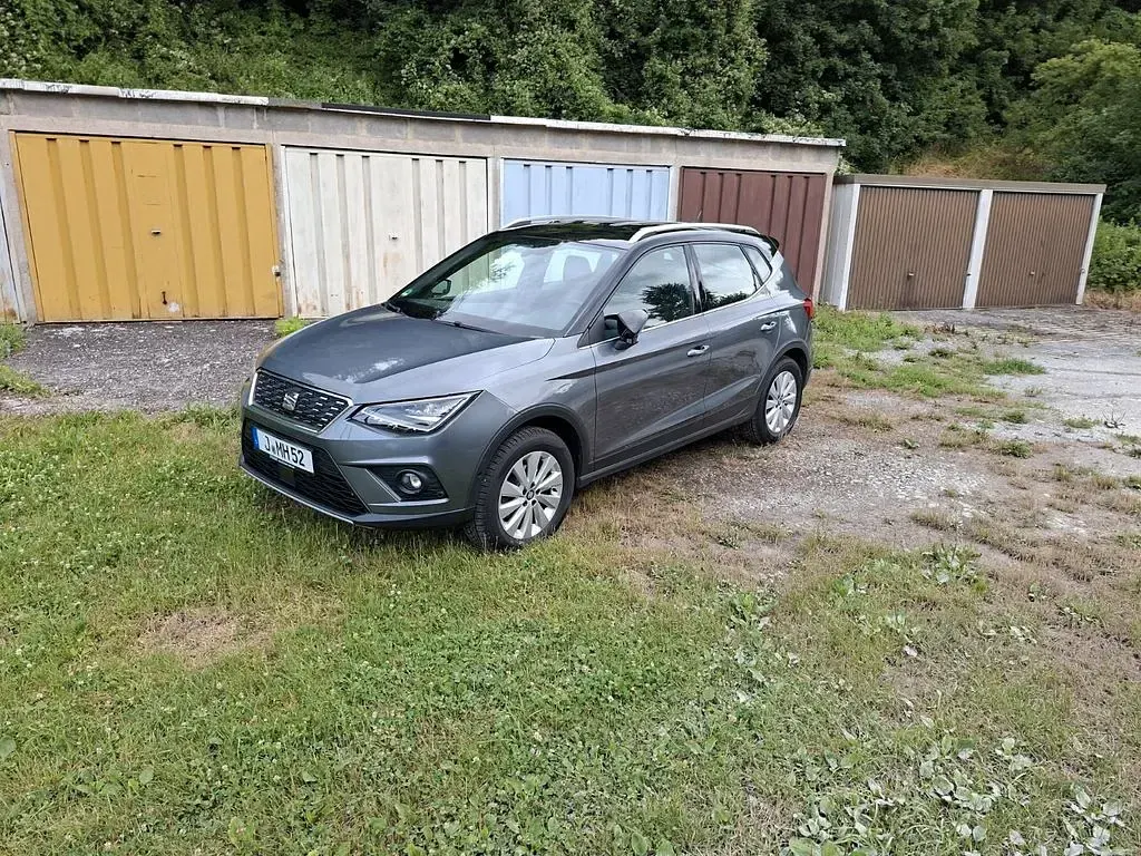 Gebraucht Seat Arona XCELLENCE 116 PS (85 kW) 2018 Grau SUV