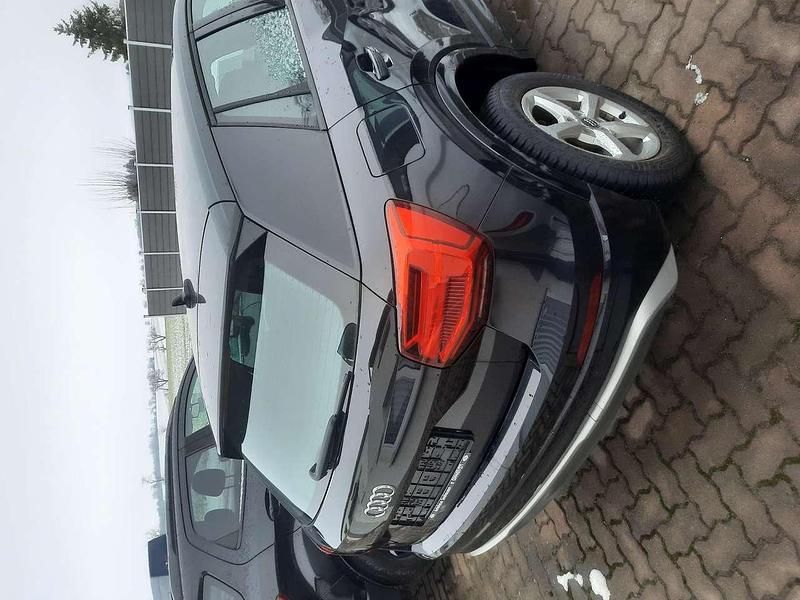 Gebraucht Audi Q2 Design 116 PS (85 kW) 2018 Mythosschwarz metallic SUV