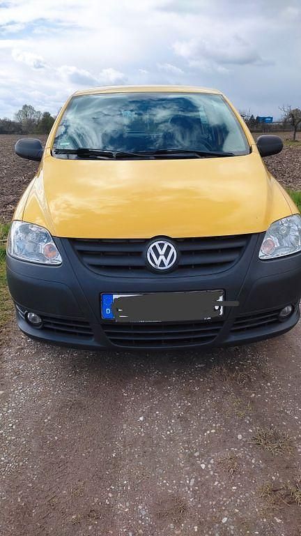 Gebraucht VW Fox 75 PS (55 kW) 2007 Gelb Kleinwagen