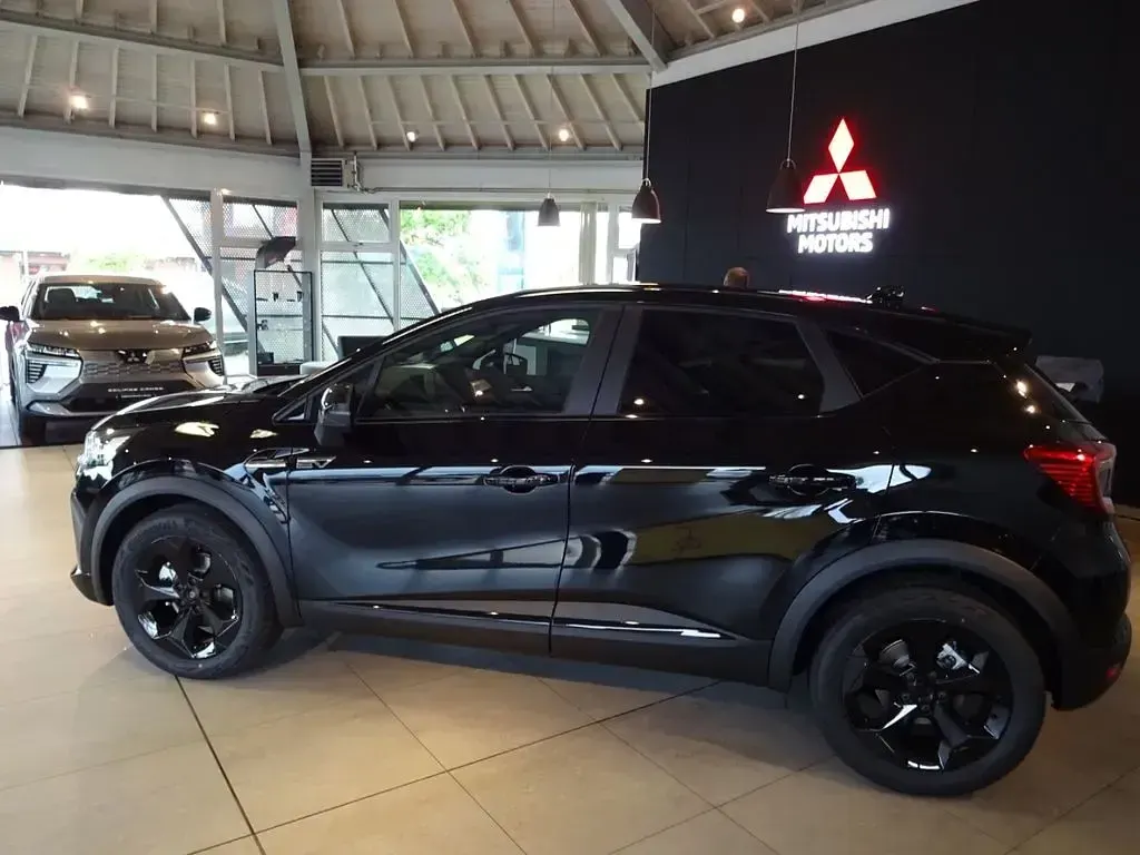 Neu Mitsubishi ASX 158 PS (116 kW) 2026 Schwarz SUV