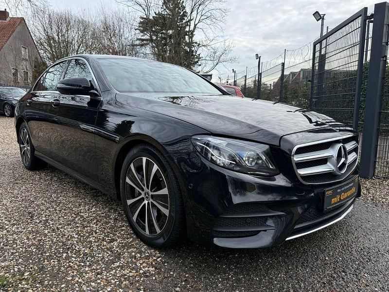 Gebraucht Mercedes E350 AMG 286 PS (210 kW) 2020 Schwarz Limousine