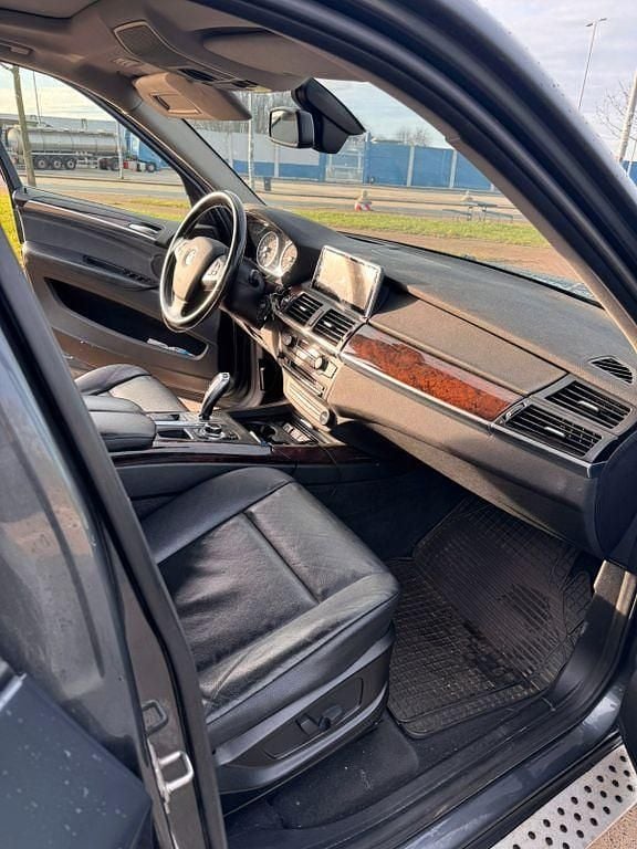 Gebraucht BMW X5 306 PS (225 kW) 2010 Grau SUV