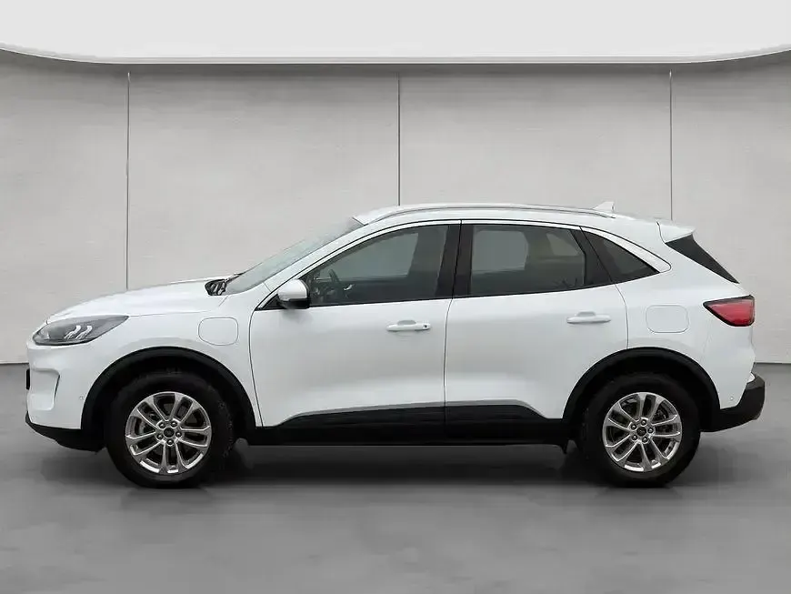Gebraucht Ford Kuga Titanium 224 PS (164 kW) 2022 Frozen white SUV