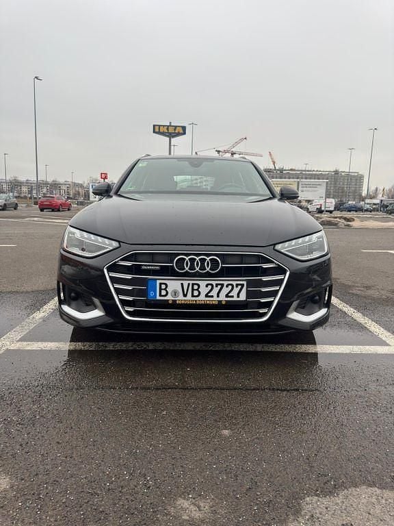 Gebraucht Audi A4 Advanced 190 PS (139 kW) 2020 Schwarz Kombi