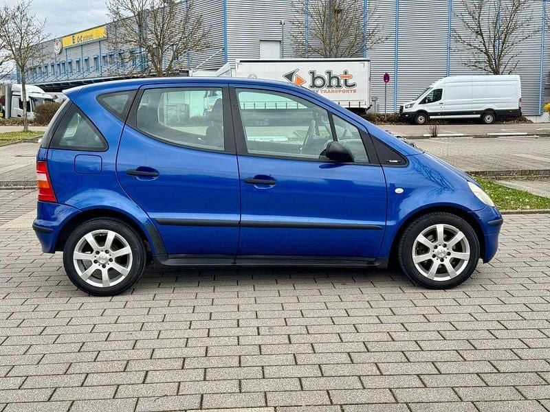 Gebraucht Mercedes A140 82 PS (60 kW) 2000 Blau Van / Kleinbus