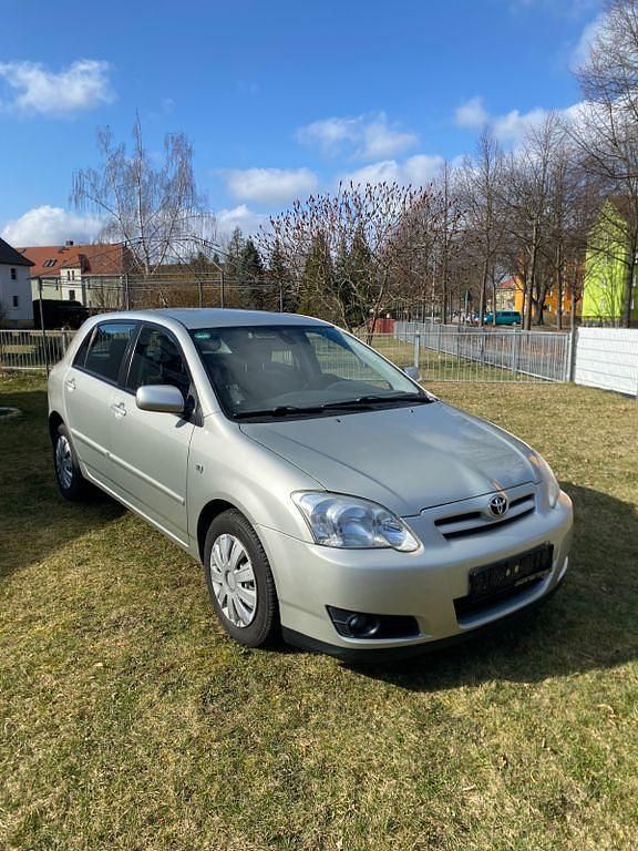 Gebraucht Toyota Corolla Executive 116 PS (85 kW) 2004 Silber Limousine