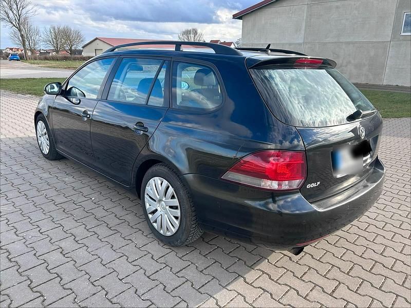 Gebraucht VW Golf VI 105 PS (77 kW) 2010 Kleinwagen