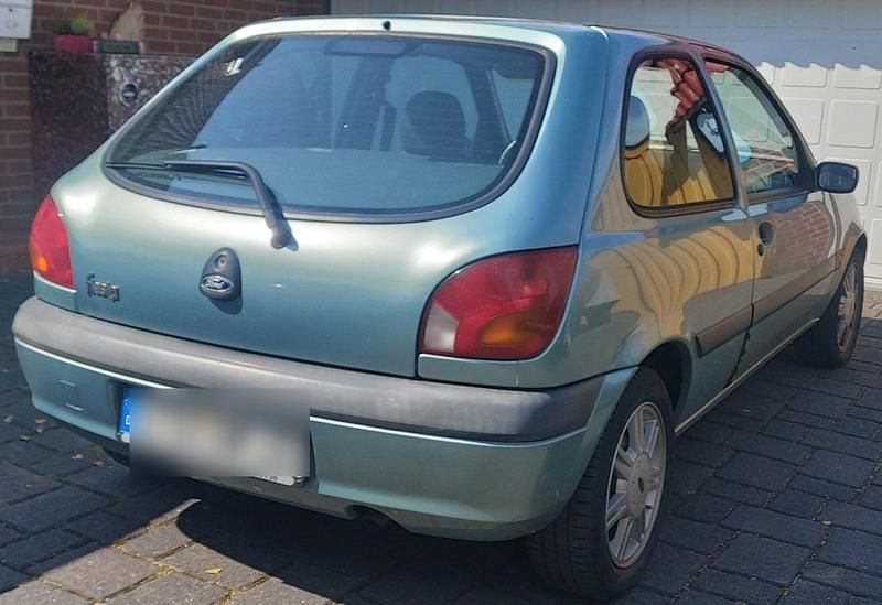 Gebraucht Ford Fiesta 60 PS (44 kW) 2001 Grün Kleinwagen