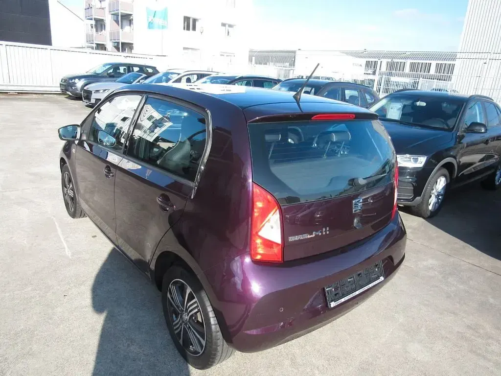 Gebraucht Seat Mii Cosmopolitan 60 PS (44 kW) 2017 Violett Kleinwagen