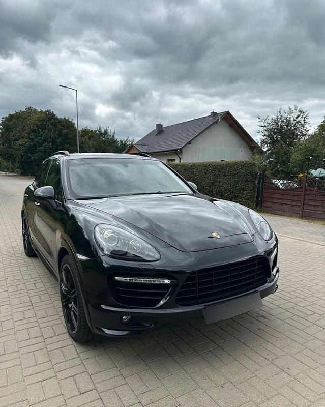 Schwarz Gebraucht 2012 Porsche Cayenne GTS SUV | 25.999 € (Guter Preis) - Bild 1/4