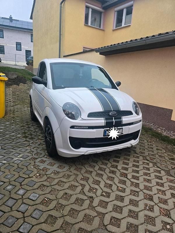 Weiß Gebraucht 2017 Microcar Dué Kleinwagen | 11.500 € - Bild 1/4