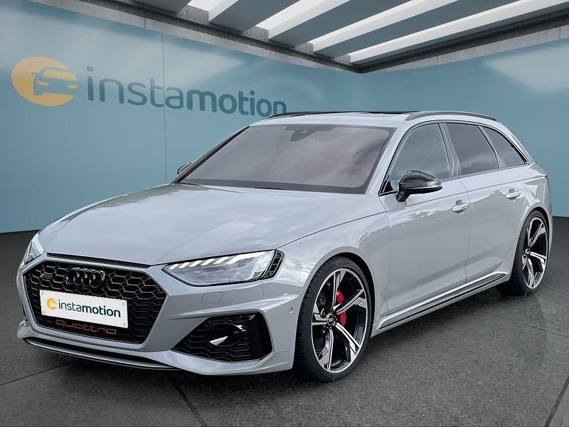 Grau Gebraucht 2022 Audi RS4 Kombi | 59.299 € (Fairer Preis) - Bild 1/4