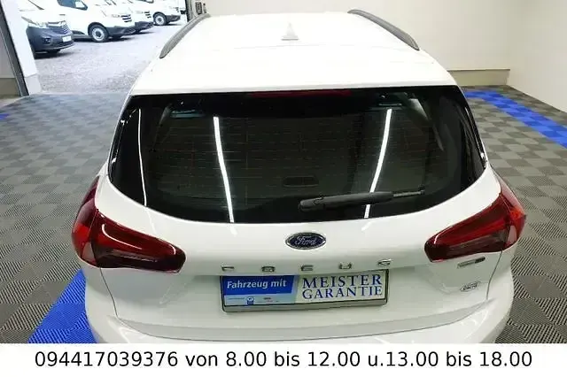 Gebraucht Ford Focus Cool & Connect 125 PS (91 kW) 2022 Weiß Kombi