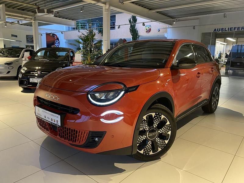 Gebraucht 2024 Fiat 600E La Prima Limousine | 42.490 € - Bild 1/1