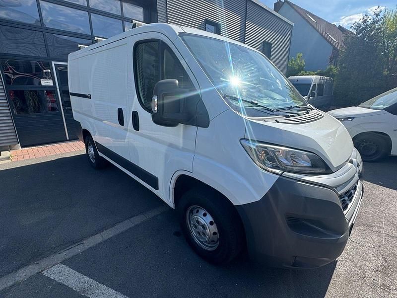 Weiß Gebraucht 2017 Citroën Jumper Profi Van / Kleinbus | 10.999 € (Superpreis) - Bild 1/3