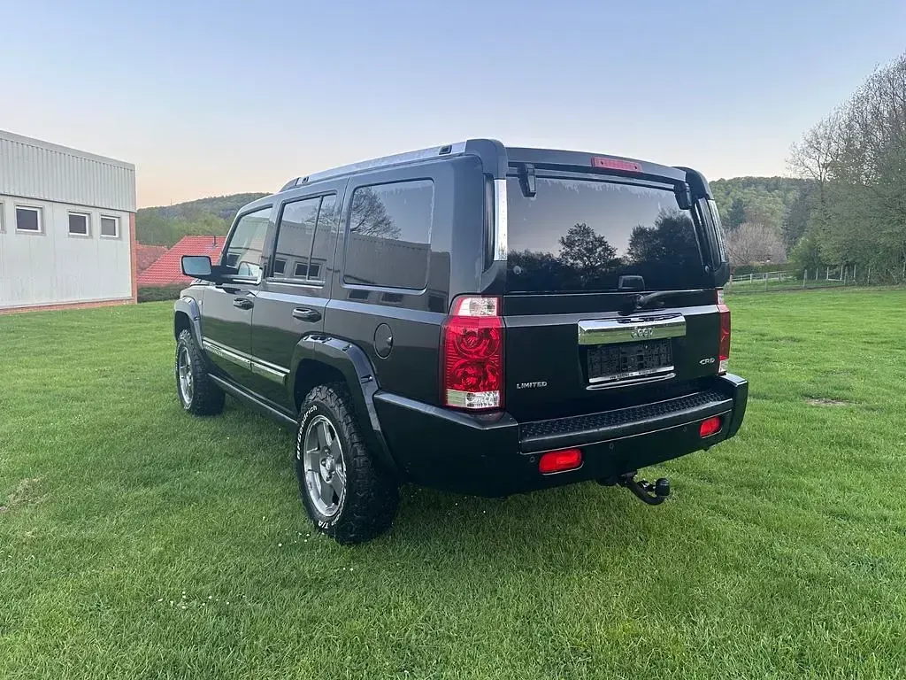 Brugt Jeep Commander Limited 218 HK (160 kW) 2010 Sort SUV