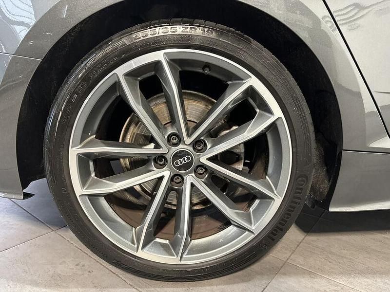 Gebraucht Audi A5 S-Line 204 PS (150 kW) 2022 Grau Coupé